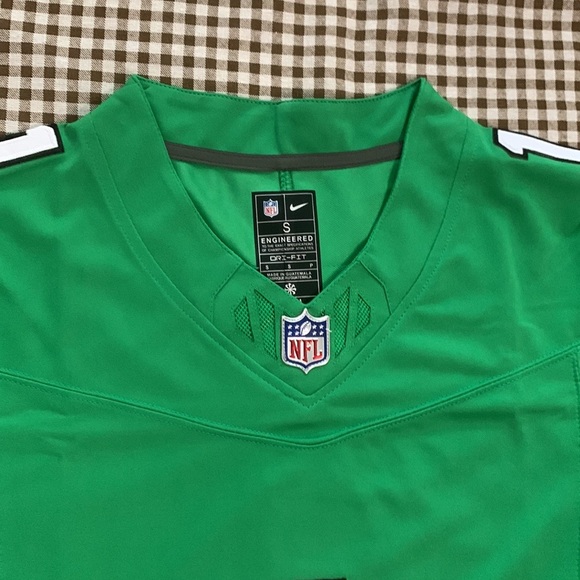 Nike NFL Eagles #1 Jalen Hurts Men's Jersey - Picture 3 of 6